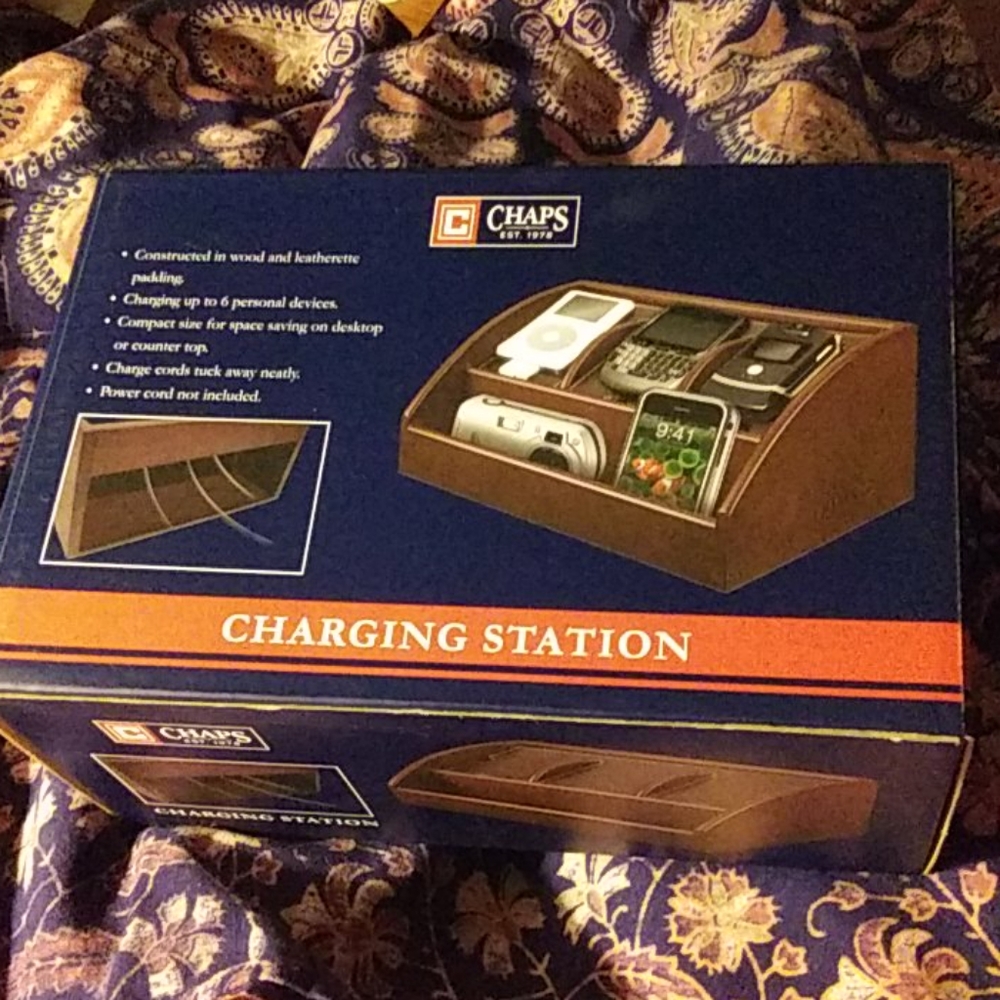 Chaps Charging Station. New In Bix